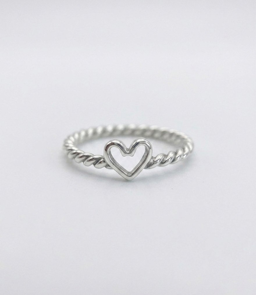 Twist Love Silver Ring